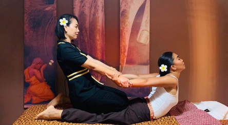 Massage  Los Cristianos, Sak Thong Thai Massage and Therapy Tenerife- Traditional Thai Massage
